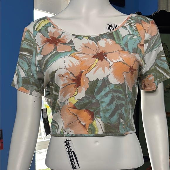 Volcom Tops - Volcom Orange Fitted Crop Top T-Shirt